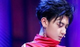 鹿晗吃瓜黄子韬徐艺洋视频,吃瓜现场笑料百出