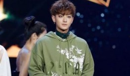 鹿晗吃瓜黄子韬徐艺洋视频,吃瓜现场笑料百出