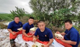 吃瓜鄂州一家人视频,揭秘日常温馨生活瞬间