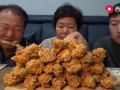 吃瓜鄂州一家人视频,揭秘日常温馨生活瞬间