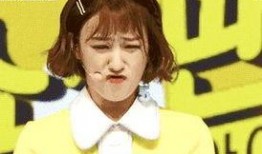 怪力少女吃瓜群众视频播放,揭秘视频背后的热门现象