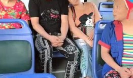 可爱美女吃瓜视频,可爱美女的甜蜜吃瓜时光